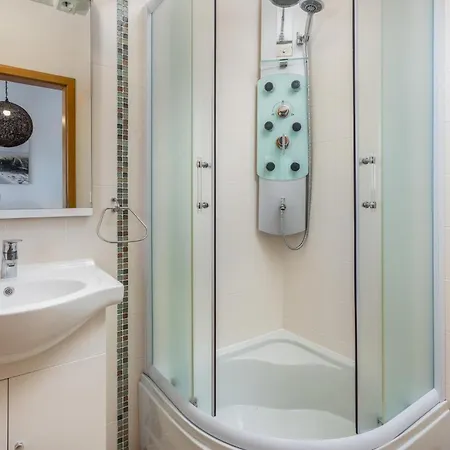 Ramonda Seaside Tatil Evi *