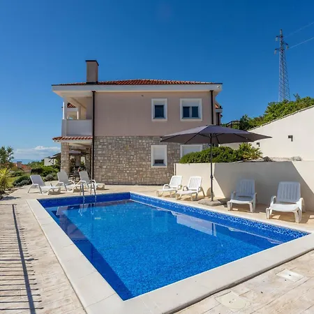 Ramonda Seaside Holiday home *