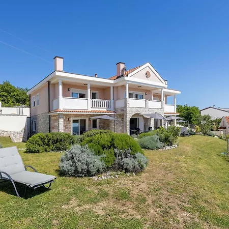 Holiday home Ramonda Seaside Crikvenica
